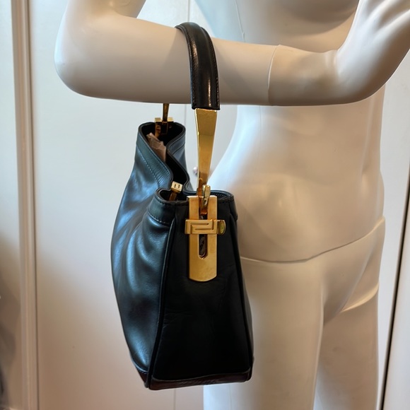 Vintage Gianni Versace Black LeatherPouchette - Picture 4 of 9